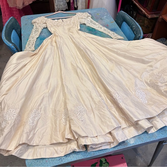 Juliet’s Wedding Gown